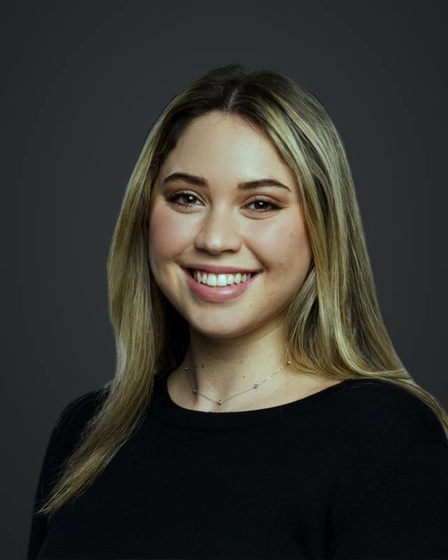 Allison, yoga instructor at Chitown Trainer